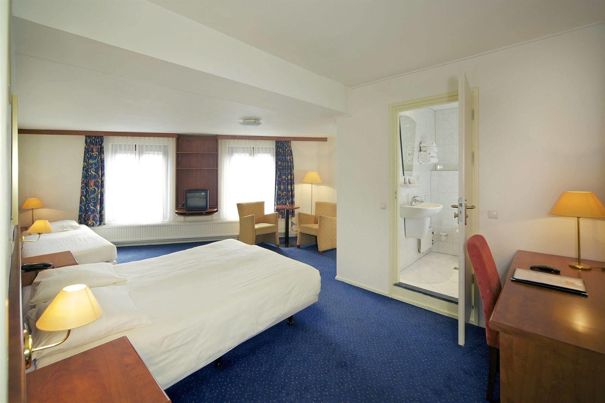 Hotel Restaurant In Den Hoof Maastricht Ngoại thất bức ảnh